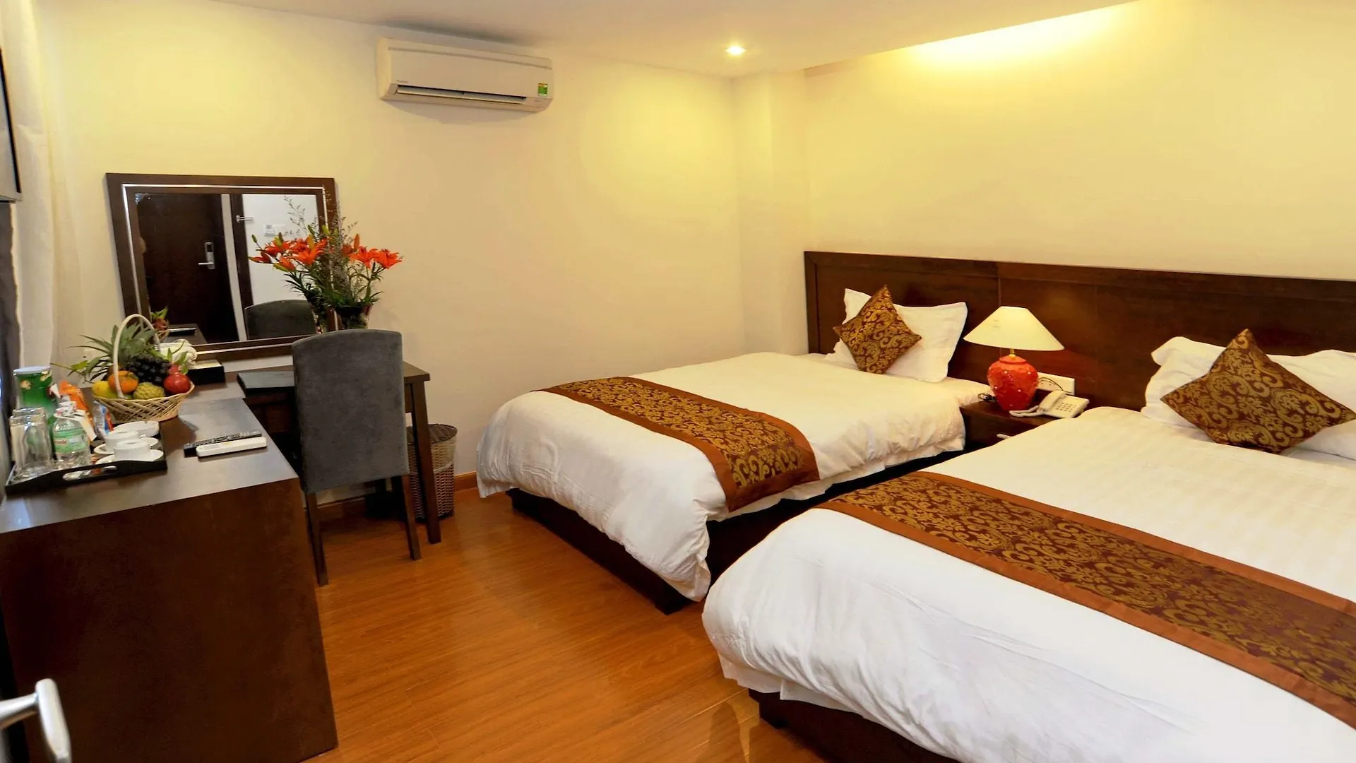 נה טראנג Hanoi Golden Hotel