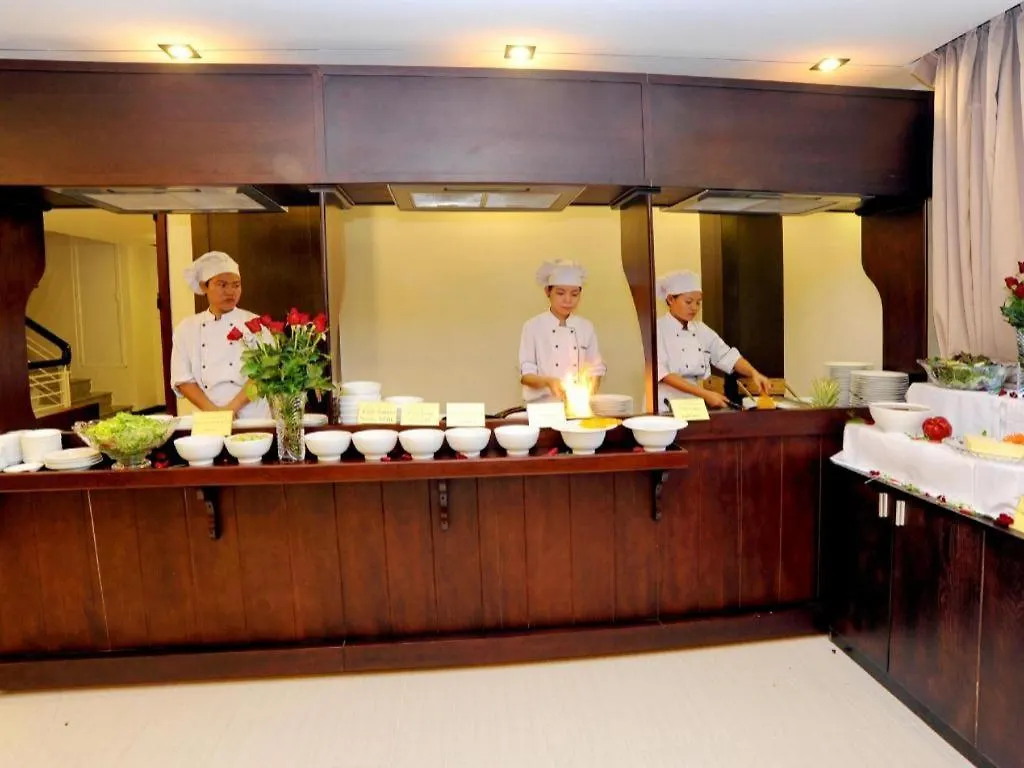 נה טראנג Hanoi Golden Hotel 3*, נה טראנג
