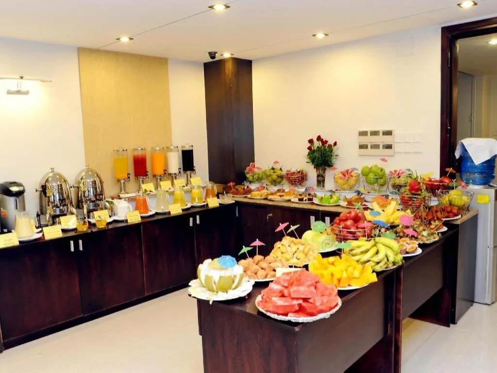 ***  נה טראנג Hanoi Golden Hotel וייטנאם