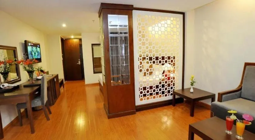 Hanoi Golden Hotel Нячанг