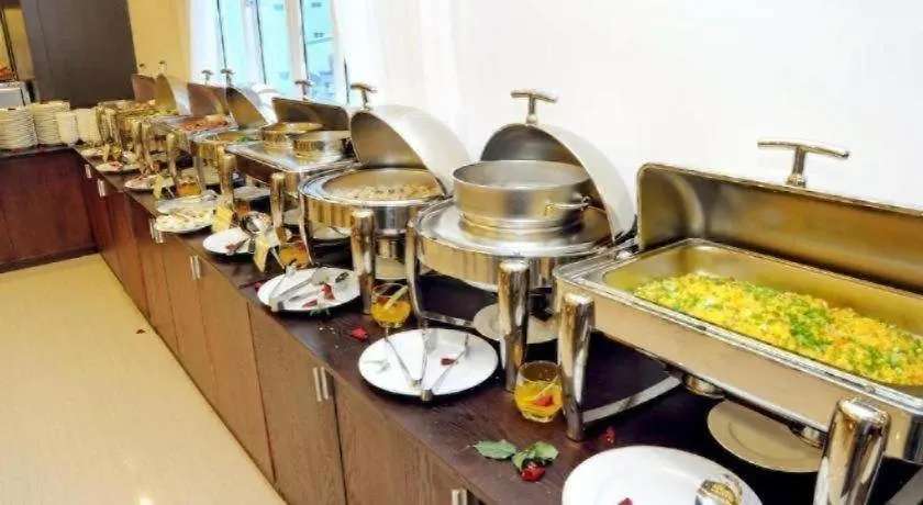 Hanoi Golden Hotel Nha Trang 3*,